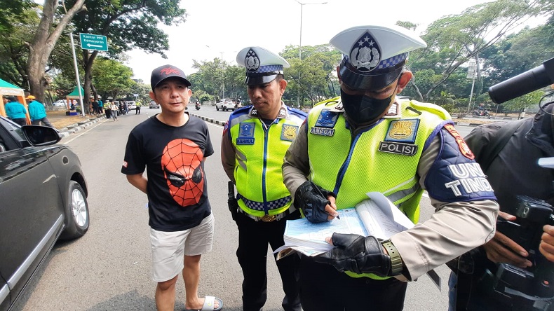 Siap-siap, Tilang Uji Emisi Kembali Berlaku di Jakarta 1 November