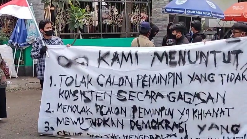 Forum Milenial Kabupaten Bandung Gelar Aksi Tolak Anies Baswedan Jadi Pemimpin