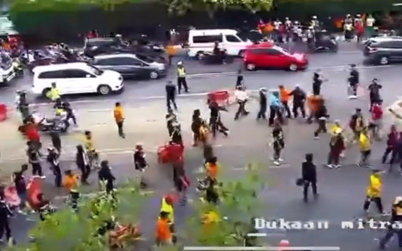 PSSI Komunikasi dengan Jakmania dan Viking, Dorong Rekonsiliasi Damai di Akar Rumput