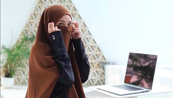 Kisah Haru Artis Lawas Bangun Masjid: Allah Memberikan Amanah, Aku Menjalankannya