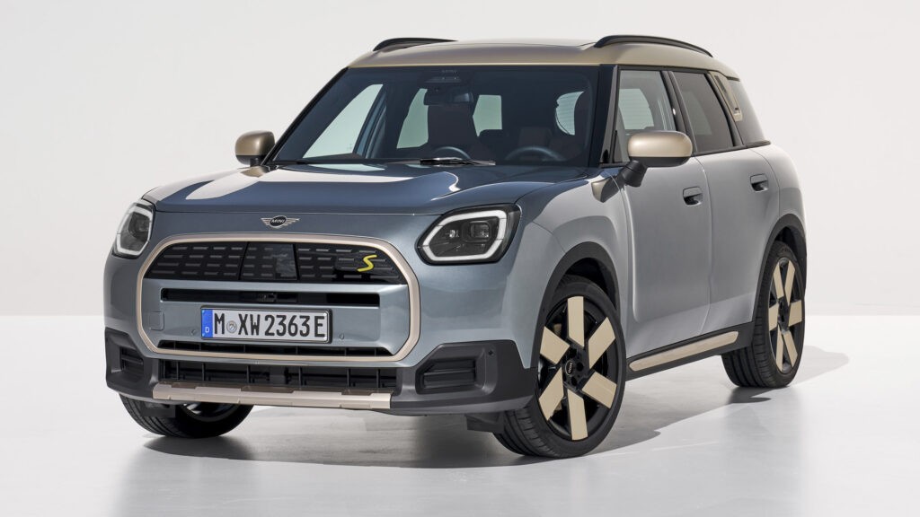 Mini Countryman Generasi Baru Meluncur Andalkan Tenaga Listik