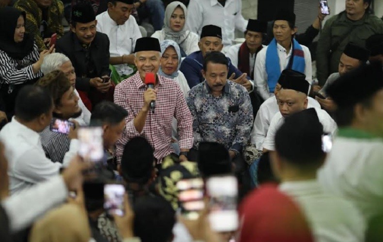 Ganjar Pranowo: Nanti Saya Bisiki Nana Sudjana agar Jateng Bersholawat Jalan Terus