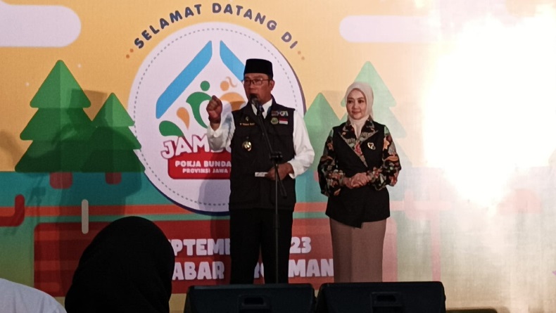 Hari Terakhir Menjabat, Ridwan Kamil Ngaku Masih Bekerja hingga Magrib 