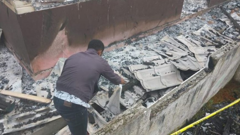Kantor BKPSDM Dogiyai Papua Tengah Ludes Terbakar, Sumber Api Masih Diselidiki