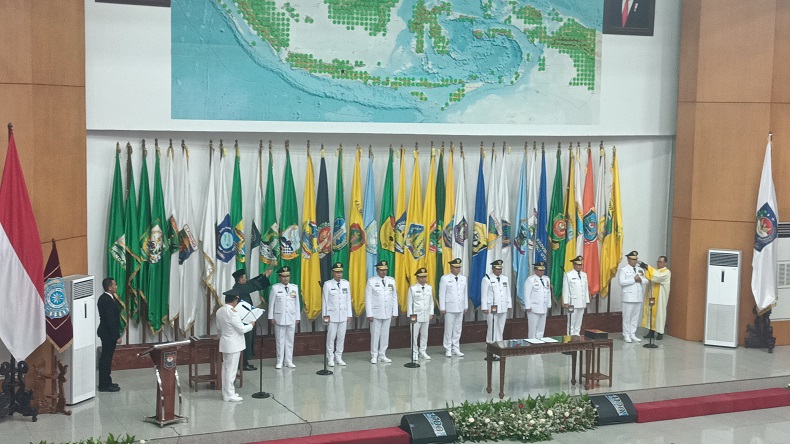 Mendagri Resmi Lantik 9 Pj Gubernur, Bey Machmudin hingga Nana Sudjana