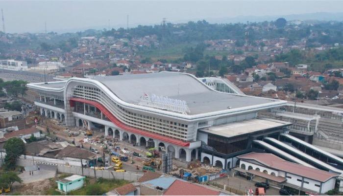 Terintegrasi dengan KA Feeder, Stasiun Halim-Stasiun Bandung Cuma 50 Menit