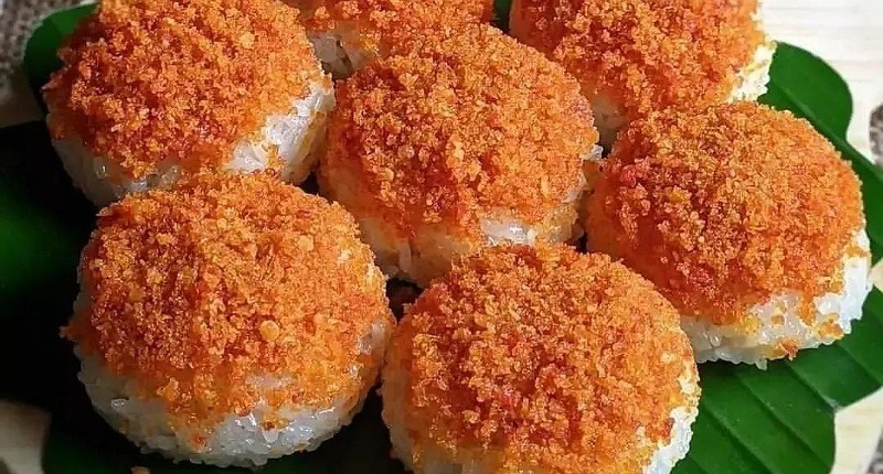 Bumbu Serundeng Kelapa Pedas Manis, Enak Disajikan dengan Ketan yang Legit!