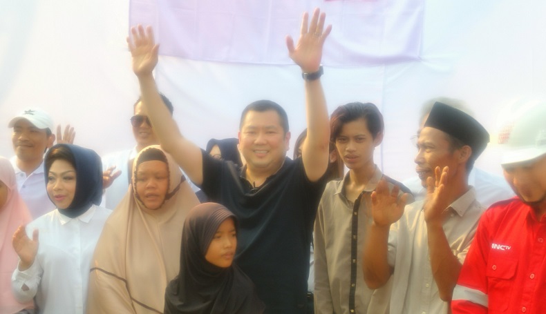 Warga Antusias Sambut Kehadiran Hary Tanoesoedibjo di Tangerang, Gantian Salaman dan Selfie