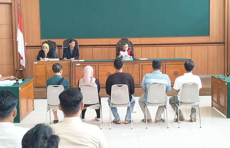   Tok, Buang Sampah Sembarangan di Jogja Didenda Rp400.000 