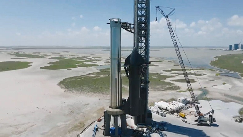 Elon Musk Beri Update soal Roketnya: Starship Siap Diluncurkan