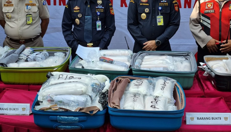 Heboh 4 Koper Ditinggalkan di Bandara Soetta, Ternyata Berisi Benih Lobster