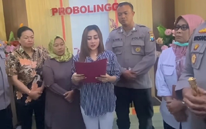 Profil Dan Biodata Luluk Nuril, Istri Polisi Yang Viral Gegara Bentak ...