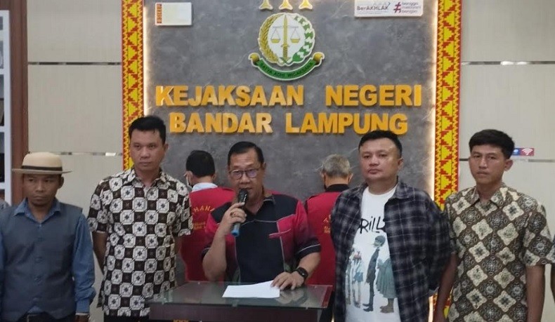 Kejari Bandarlampung Tetapkan 2 Tersangka Korupsi Pengadaan Kontainer 