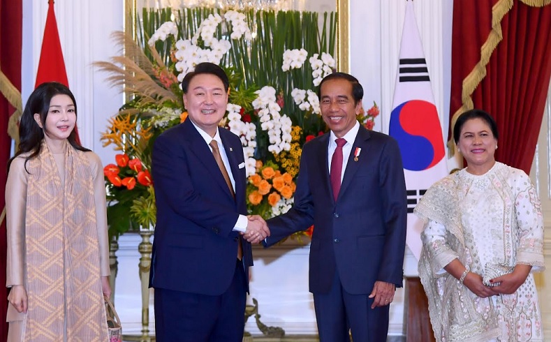 Bertemu Presiden Korsel, Jokowi Harap Realisasi Investasi LG di Batam Dipercepat