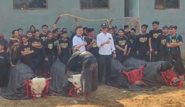 Bacaleg DPR Perindo Christophorus Apresiasi Komunitas Seni Bantengan di Malang