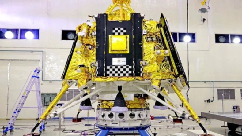  Kumpulkan Banyak Data, Chandrayaan-3 India Deteksi Gempa Bulan Pertama 