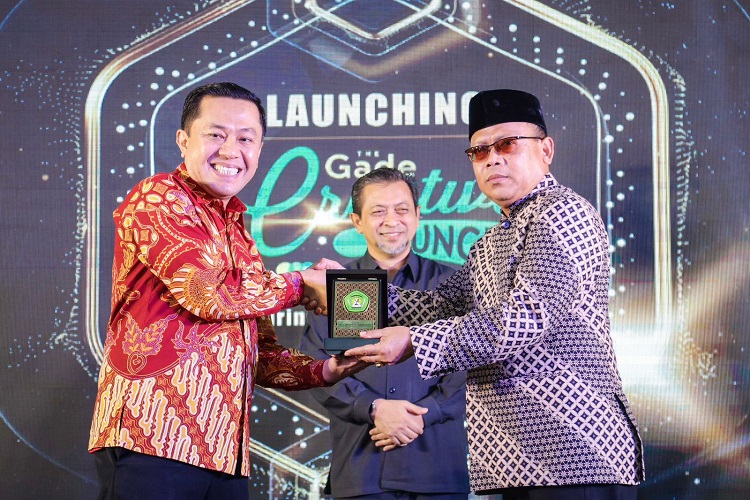 Cetak Generasi Emas, The Gade Creative Lounge Hadir di Universitas Mulawarman
