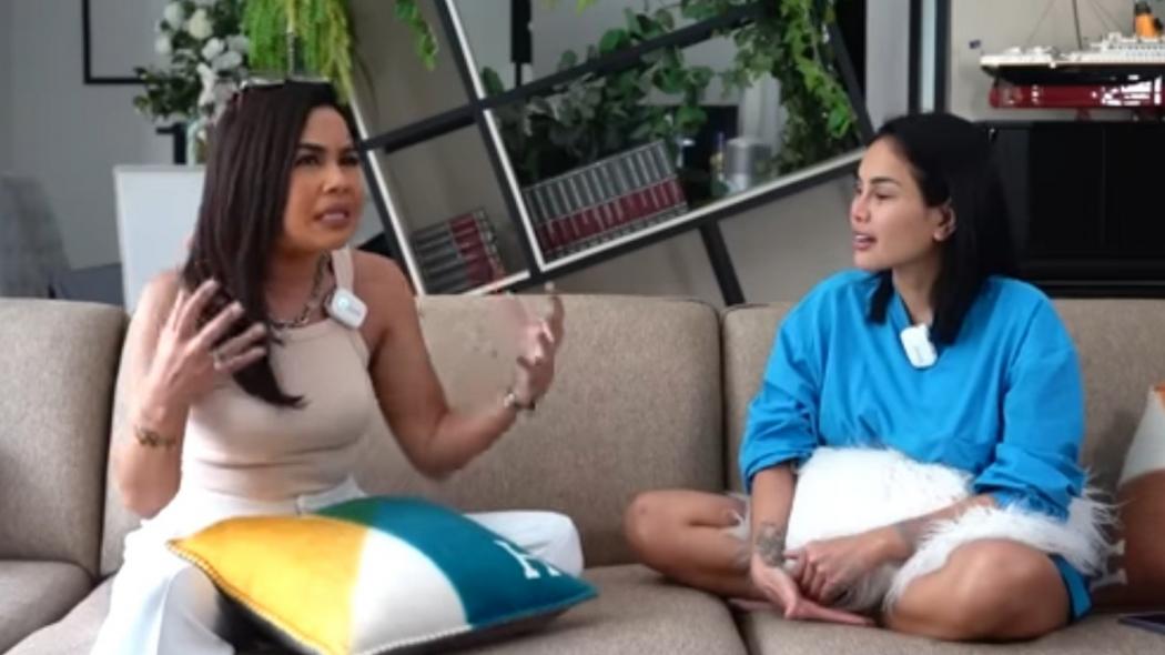 Teteskan Air Mata, Nikita Mirzani Ngaku Pernah Mengurung dan Memukul Anak