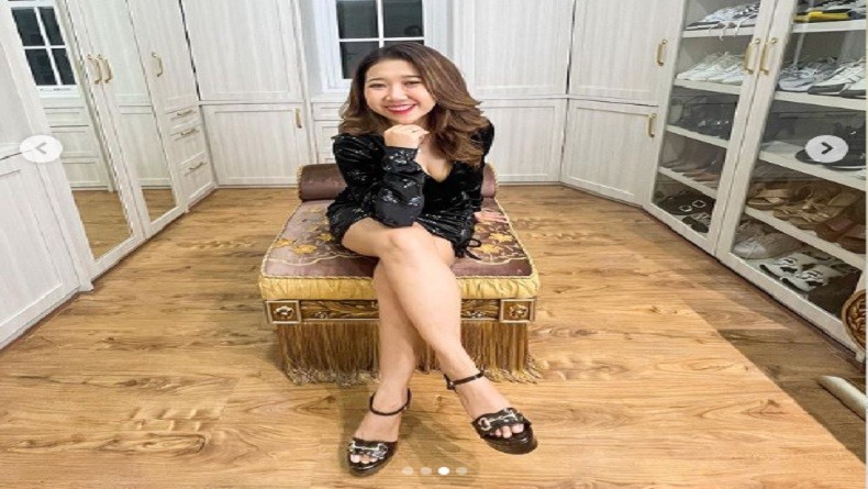 Sosok Kiki Saputri, Komedian yang Berani Roasting Pejabat hingga Anak Presiden