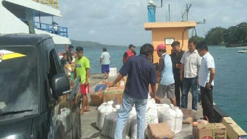 Patroli di Pelabuhan Melonguane, Polisi Temukan 575 Liter Miras Cap Tikus di Kapal