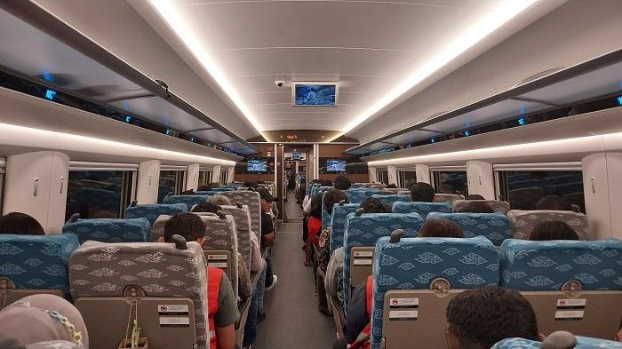 Masyarakat Bisa Daftar Uji Coba Kereta Cepat Jakarta-Bandung Mulai Besok, Ini Caranya!