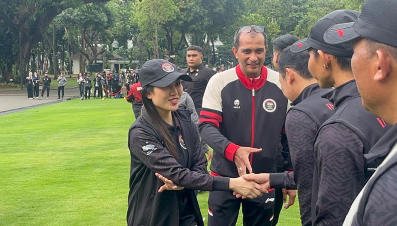 Angela Tanoesoedibjo Hadiri Pelepasan Kontingen Asian Games 2023 di Istana