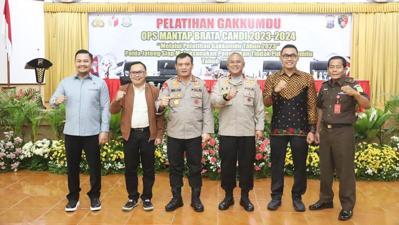 Kapolda Jateng Tegaskan Proses Tindak Pidana Pemilu Harus Kedepankan Asas Netralitas  