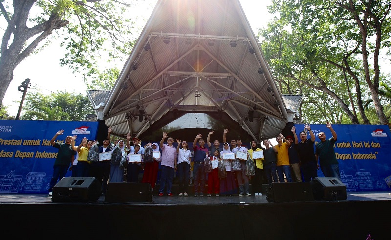 Koperasi Astra Serahkan Beasiswa kepada 3.278 Anak Anggota