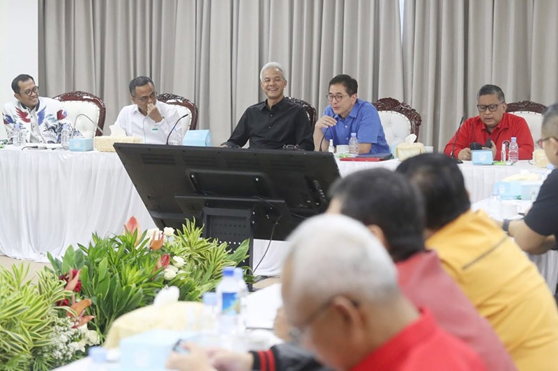 Rapat TPN Hari Ini, TGB Zainul Majdi dan Angela Tanoesoedibjo Ikut Hadir