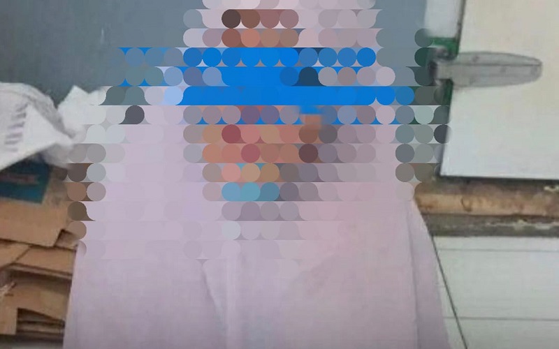 Viral Ibu Nekat Curi Telur untuk Makan 3 Anaknya, Akhirnya Dibelikan Sembako oleh Polisi