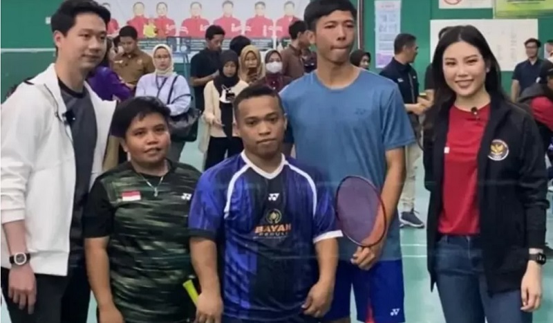 Wamenparekraf Angela Tanoesoedibjo dan Kevin Sanjaya Bakar Semangat Atlet Asian Para Games 2022