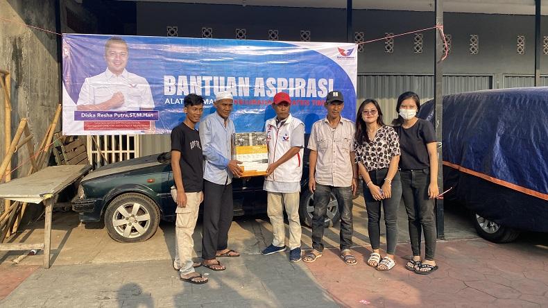 Terima Bantuan CCTV, Warga Pejaten Timur Doakan Bacaleg Partai Perindo Diska Resha Sukses