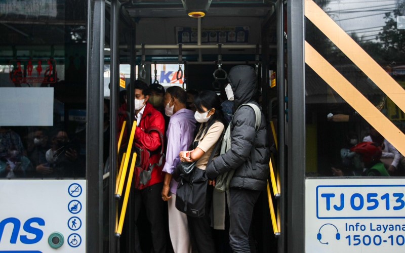 Jalan Medan Merdeka Barat Ditutup Jelang Putusan MKMK, Transjakarta Alihkan Rute Koridor 1