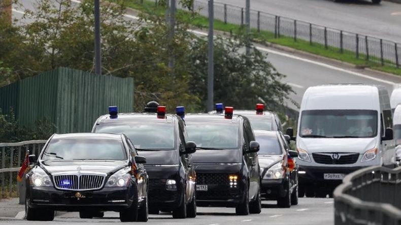 Kim Jong Un Benci Korea Selatan, kok Dikawal Pakai Mobil Hyundai?