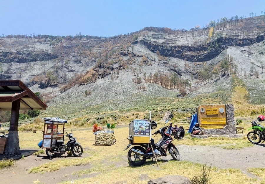 Wisata Gunung Bromo Masih Sepi Pascakebakaran, Pedagang Mengeluh Pendapatan Turun Drastis