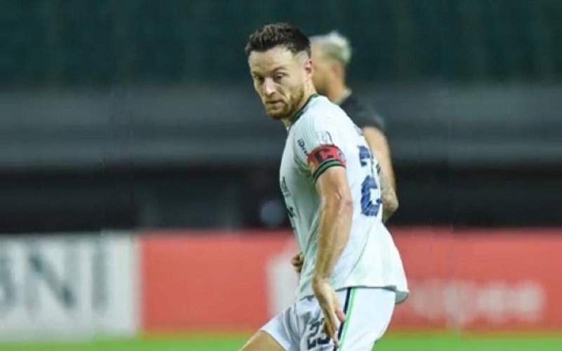 Hasil Liga 1 2023/2024: Cetak Gol Telat, Persib Bandung Hantam Bhayangkara FC