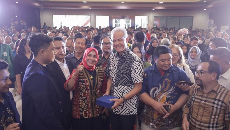 Sosok Ganjar Pranowo di Mata Adik Mahfud MD: Negarawan Dekat dengan Rakyat