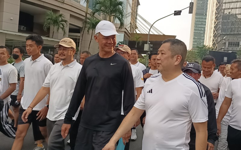 Fun Walk With Ganjar dan Hary Tanoesoedibjo Jadi Trending Topic