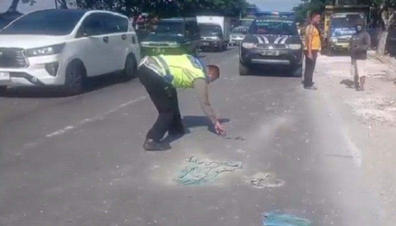 Kecelakaan di Lamongan, Pengendara Motor Tewas usai Tabrak Truk Parkir 