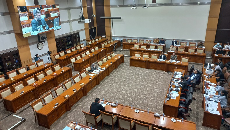 8 Calon Hakim MK Jalani Uji Kelayakan dan Kepatutan di DPR, Ada Arsul Sani