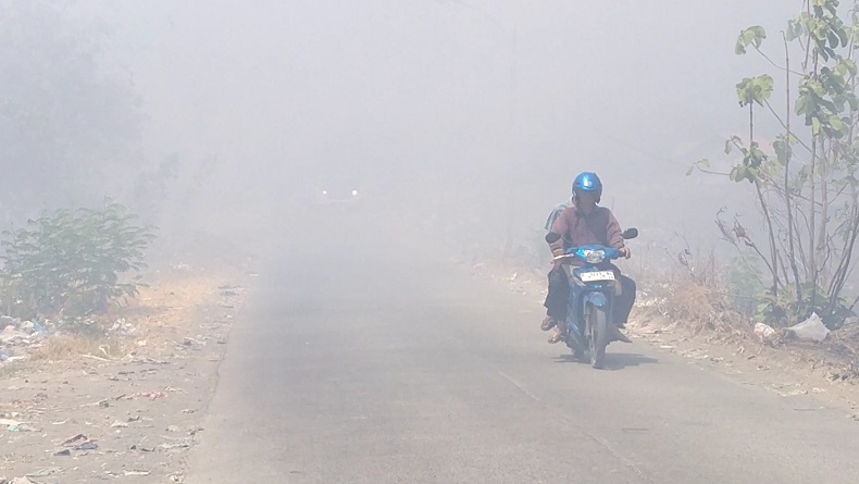 Api di TPA Kopi Luhur Cirebon Kembali Berkobar, Petugas Kesulitan Kendalikan Situasi