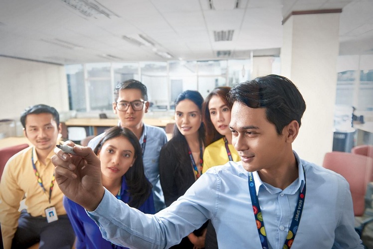 Dorong Kemajuan Perekonomian, Begini Peran Perusahaan Transportasi dan Logistik 