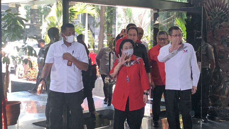Megawati Tinggalkan Teuku Umar Menuju Tempat Pengumuman Cawapres Ganjar
