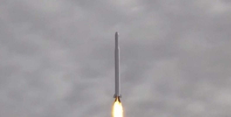 Iran Luncurkan Satelit Militer Noor 3 ke Orbit Luar Angkasa