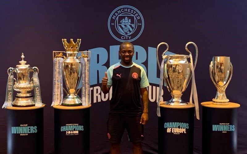 Legendaris Man City Sebut Klub Ini Bakal Sulitkan The Citizens Memburu Trofi Liga Inggris