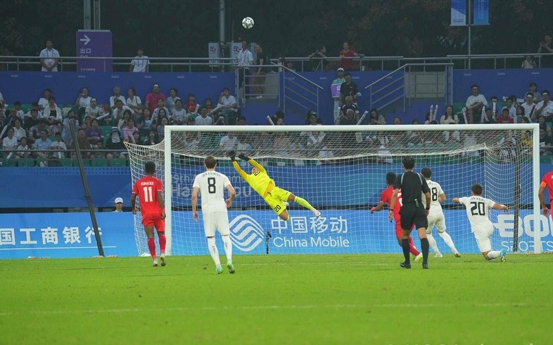 Timnas Indonesia U-24 Kalah Lawan Uzbekistan, Netizen: Kasihan Ernando, Sananta dan Ridho