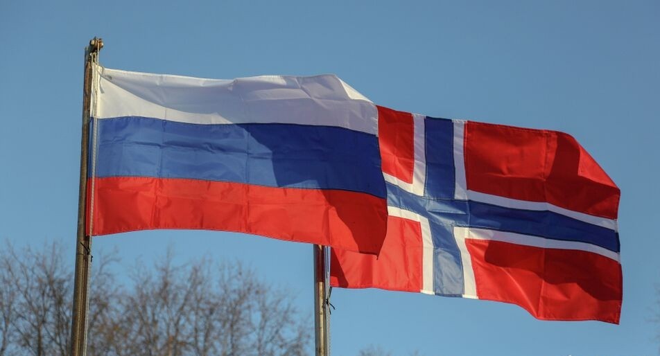 Susul Polandia, Norwegia Juga Larang Masuk Mobil Berpelat Rusia