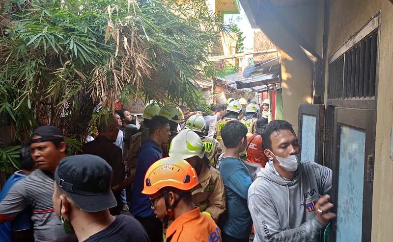 Kebakaran Permukiman Padat di Menteng Jakpus, Damkar Kesulitan Air