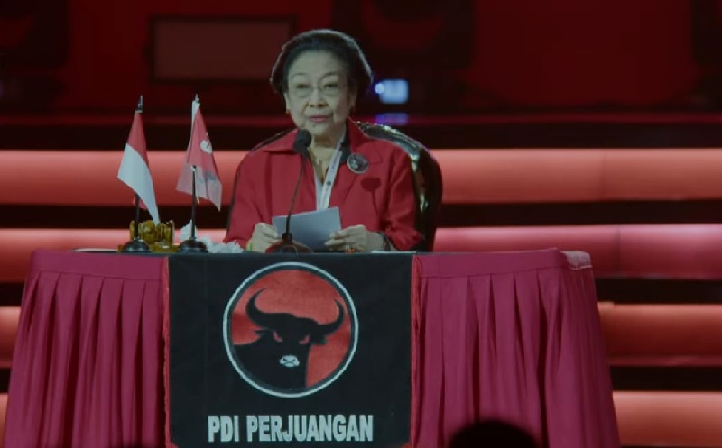 Megawati Minta Kader PDIP Jangan Gentar Hadapi Kepungan Manuver Politik Praktis