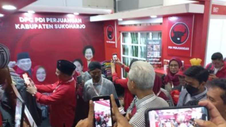 Ganjar Tinjau Pameran Teknologi dan Inovasi Pangan di Rapat Kerja Nasional PDIP